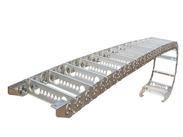 鋼制拖鏈的接頭形式